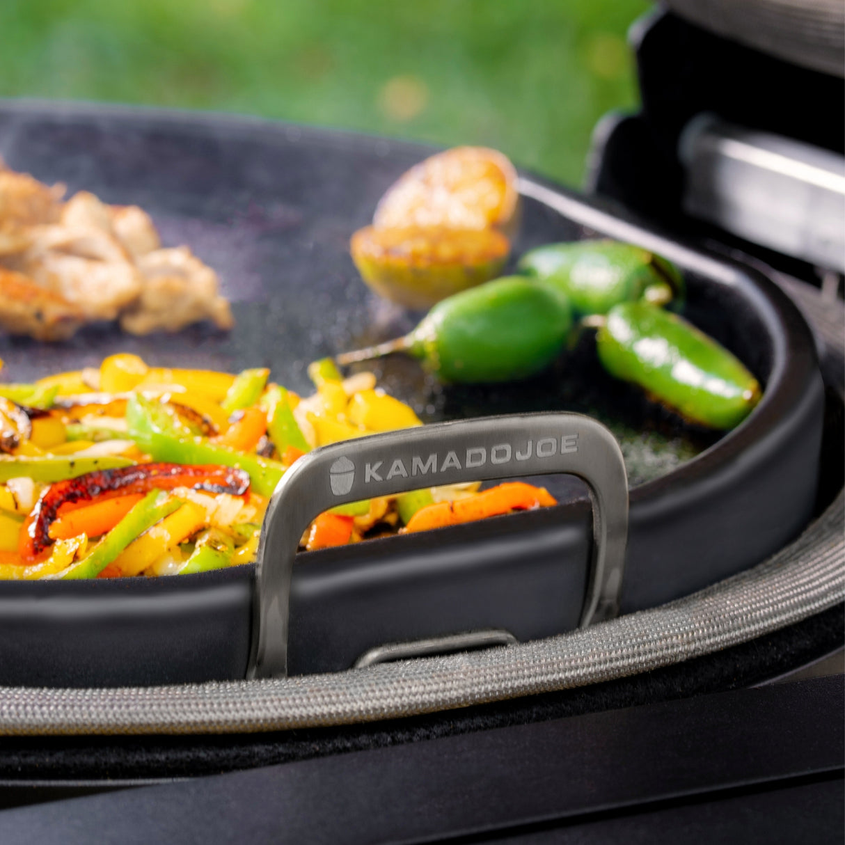 Kamado Joe® Karbon Steel Grillausalusta Classic Joe-grilleille