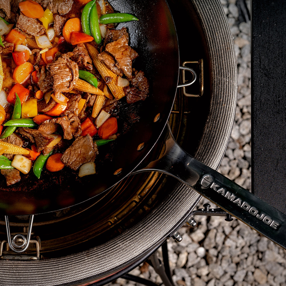 Kamado Joe® Karbon Steel Hiiliteräksinen Wokkipannu