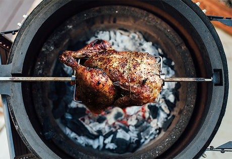 Kamado Joe® Grillivarras moottorilla JoeTisserie Big Joe