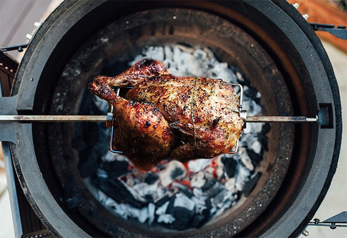 Kamado Joe® Grillivarras moottorilla JoeTisserie Classic Joe